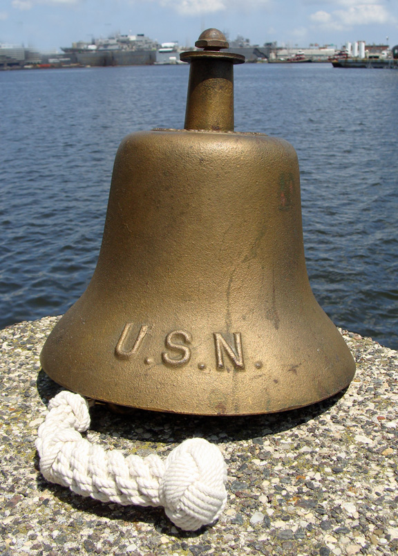 US Navy WWII quarterdeck Bell
