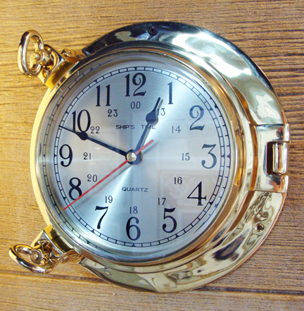 Robin's Dockside Shop - Heavy Brass Porthole Clock