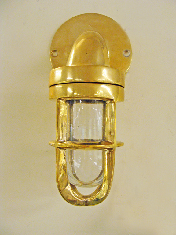 Brass 90 degree Bulkhead Light (new)