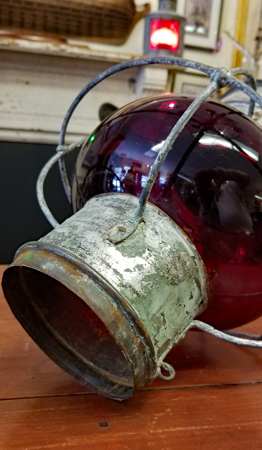 Antique Brass Nautical Ship Lantern Marine Glass Globe / Onion Oil
